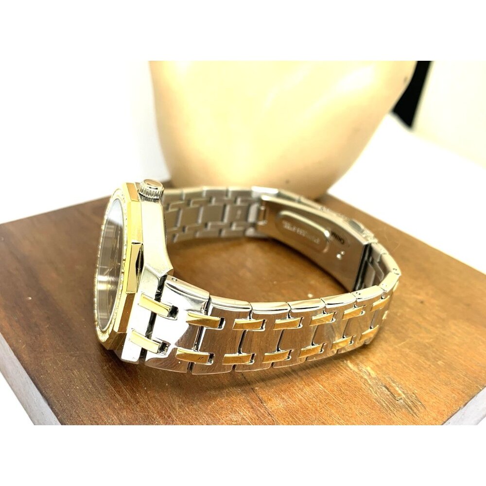 Guess Womens Watch GW0770L4 Quartz Black Dial Gemmed 2-Tone Stainless Steel 36mm - Picture 9 of 14